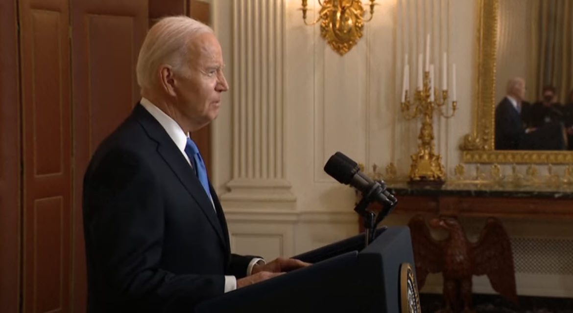 Biden Urges House Action on Ukraine Aid as House Republicans Face Criticism