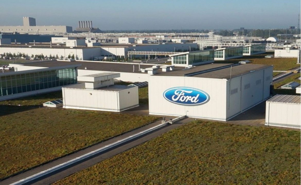 Ford CEO Announces Comprehensive Review of Future Production Strategy in the Wake of UAW Strike