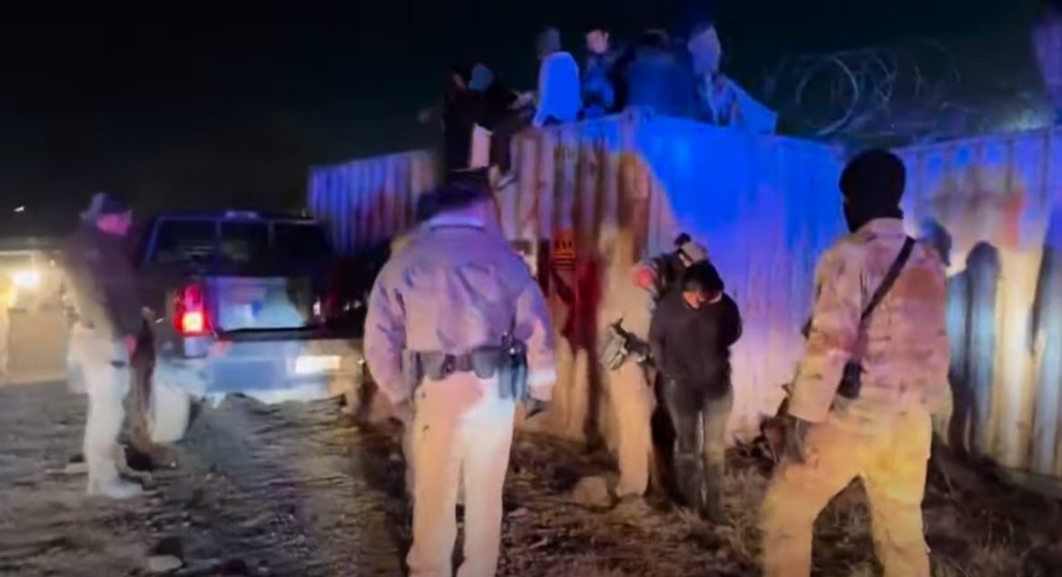 Fate of Texas Immigration Law in Hands of Federal Appeals Court